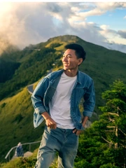 'Tính cách hoa hồng đen' là gì?