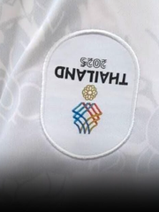 Netizen ngơ ngác với áo tuyển Thái Lan gắn logo SEA Games… ngược