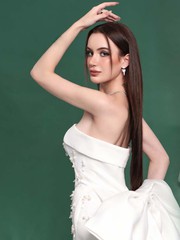 Nhan sắc như búp bê của Miss Grand Canada 2025