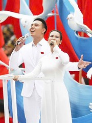 'Viết tiếp câu chuyện hòa bình' rớt top 1, Nguyễn Văn Chung bị công kích