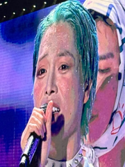 Hòa Minzy, Đức Phúc và Erik một đêm ‘tương tàn’, fan cười xỉu đến già