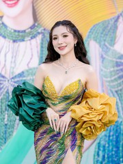 Ngân Collagen 'đối đầu' với DJ Ngân 98 giàu có cỡ nào?