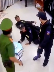 Cười sảng với hậu trường đóng phim hình sự