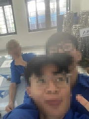 Tình nguyện viên dùng điện thoại thí sinh selife bị xử lý ra sao?