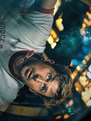 Ryan Gosling hóa phi hành gia giải cứu Trái đất
