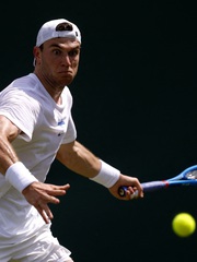 Jack Draper gây chú ý với loạt điều lạ tại Wimbledon 2025
