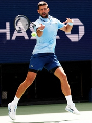 Djokovic lập ba kỷ lục mới tại US Open 2025, vượt mặt Federer