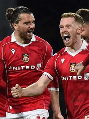 Đội bóng hai ngôi sao Hollywood đánh bại CLB Ngoại hạng Anh ở FA Cup