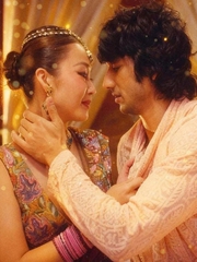 Phim 'Vạn dặm yêu em' có Khả Ngân bán khoảng 30 vé mỗi ngày