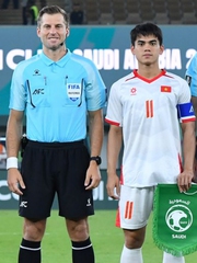 Trọng tài Úc tiếp tục ‘đồng hành’ U23 Việt Nam gặp Trung Quốc