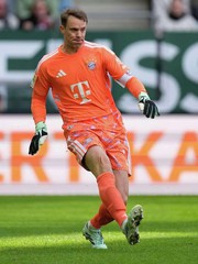 Thủ môn Bayern Munich ‘biếu’ đối thủ bàn thắng nhanh nhất lịch sử Bundesliga