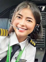Diễn viên Diệu Thúy giờ ra sao sau khi bỏ showbiz, chi 6 tỉ học phi công?
