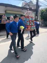 Mãn nhãn những màn tặng quà ngày 20-10 của phái mạnh dành cho các chị em