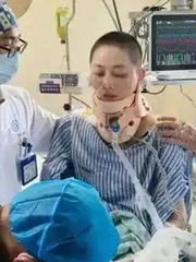 Cô gái sống sót sau cú rơi từ tầng 35 trở lại mạng xã hội
