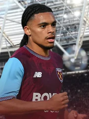 Sao trẻ West Ham tạo kỳ tích trong một trận