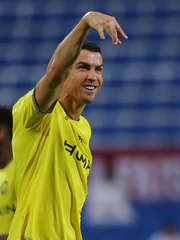 Phản ứng của Ronaldo vụ bàn thắng thứ 982 gây tranh cãi
