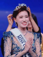 Cõi mạng 'nổ' giòn giã khi rapper Pháo là Á hậu 3 Miss Universe Vietnam 2026
