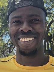 Tuyển thủ Benin thề phải xin được áo Messi