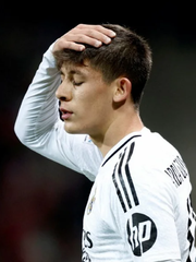 Sao trẻ Arda Guler đang bị ‘bắt nạt’ tại Real Madrid