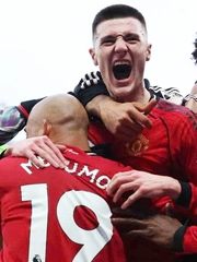 Man Utd là đội duy nhất còn bất bại tại Ngoại hạng Anh trong năm 2026