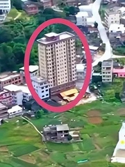 Cả họ góp tiền xây chung cư 15 tầng cho 100 người sinh sống