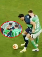 Cầu thủ Racing de Ferrol bị đuổi vì… cắn đối thủ