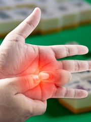 Nhập viện sau ba ngày đánh bài liên tục