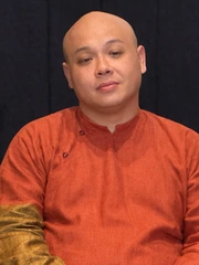 Đạo diễn Chung Chí Công 'cày' quảng cáo 7 năm để trả nợ phim cũ