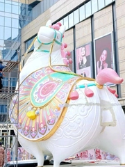 Linh vật ngựa 'mập như heo' khiến dân mạng cười bò