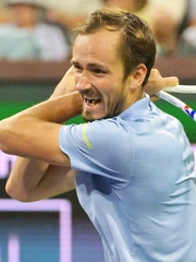 Daniil Medvedev lên mạng 'cầu cứu' vì thất lạc hành lý