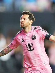 Lionel Messi chạm mốc 900 bàn thắng trong sự nghiệp