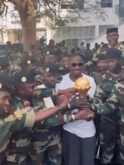 Bị tước chức vô địch, Senegal giấu cúp AFCON 2025 ở căn cứ quân sự