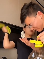 Chồng bị vợ 'tác động vật lý' vì tội tài lanh