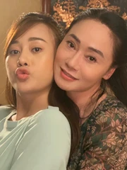 Quách Thu Phương động viên Phương Oanh