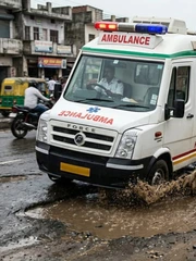 Ổ gà 'cứu mạng' người phụ nữ bị chẩn đoán chết não