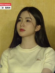 Danh tính 2 nữ cổ động viên xinh đẹp trong trận Việt Nam - Bangladesh