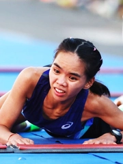 Fan thán phục Ngọc Hoa bò về đích ở giải marathon quốc gia 2026