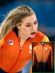 Sao nữ trượt tuyết Leerdam bán đồ thi đấu phá kỷ lục của Ronaldo