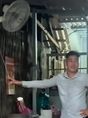 Gia chủ cạn lời với anh thợ điện đầy 'tài năng'