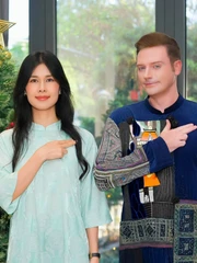 Phúc Anh bắt tay Kyo York tôn vinh 54 dân tộc Việt Nam