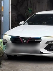 Bác tài khiến ai cũng trầm trồ vì tay lái vững