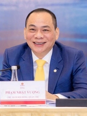 Tỉ phú Phạm Nhật Vượng và Trần Đình Long có một điểm chung mỗi tối