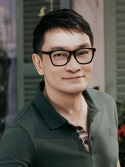 Sao phim truyền hình cả nước biết mặt, cưới vợ 10 năm nhưng vẫn giấu kín danh tính