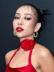 Thảo Trang tuyên bố 'không thể hát nhép': Đã 'xấu lạ' còn thích làm khó mình