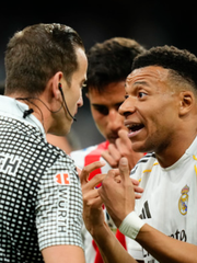 Real Madrid TV mượn Champions League tố bị chèn ép ở La Liga