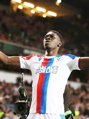 21 giây, Ismaila Sarr xô ngã kỷ lục Conference League