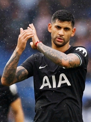 Đội trưởng Romero bỏ trận sống còn của Tottenham để ‘quay về tuổi thơ’