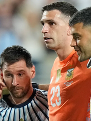 Thủ môn Argentina từ chối phẫu thuật ngón tay gãy để kịp dự World Cup