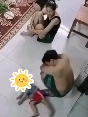Kỹ năng diễn xuất của con trai ăn đứt ông bố U40