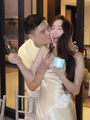 Minh Hằng nay đã hết giấu kín chồng